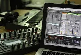Capa de Baixar Tuton: Curso Produção Musical Ableton Live Completo