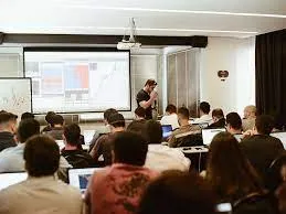 Capa de Baixar Curso Real Trader V1: Domine o Mercado Agora!