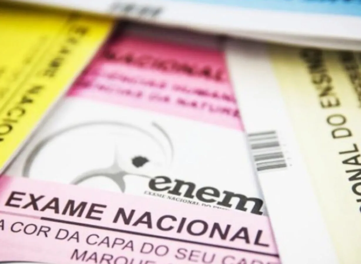 Capa de Baixar ENEM (2020-2021) Estratégia Vestibular: Download Completo