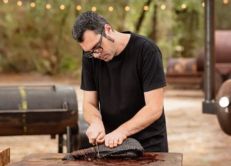 Capa de MasterClass Aaron Franklin: Baixe o Curso de Texas BBQ Agora!