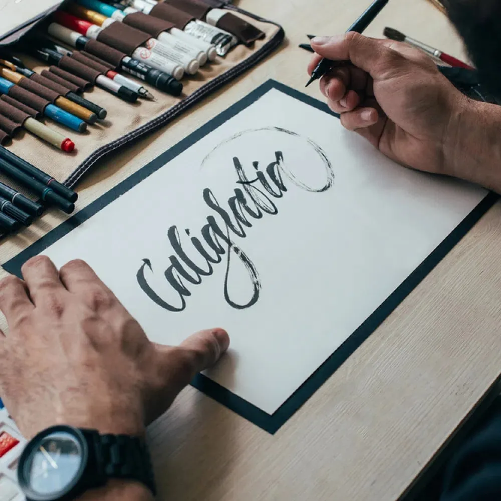 Capa de Curso Caligrafia IUB Download Completo: Domine a Arte da Escrita