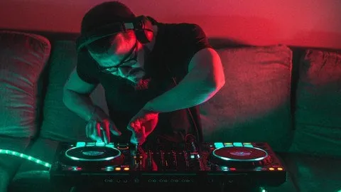 Capa de Baixar Curso DJ DDJ 400 com Rekordbox 6: Download Completo